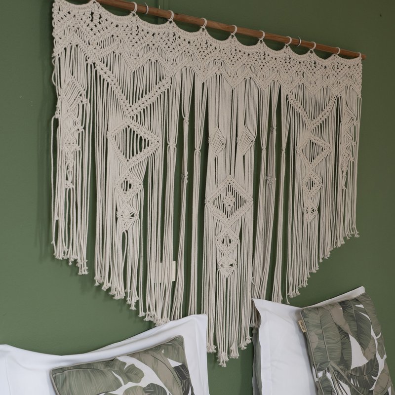 Wot Soul - Wot Sarrazola Quartos Family Room - 6495